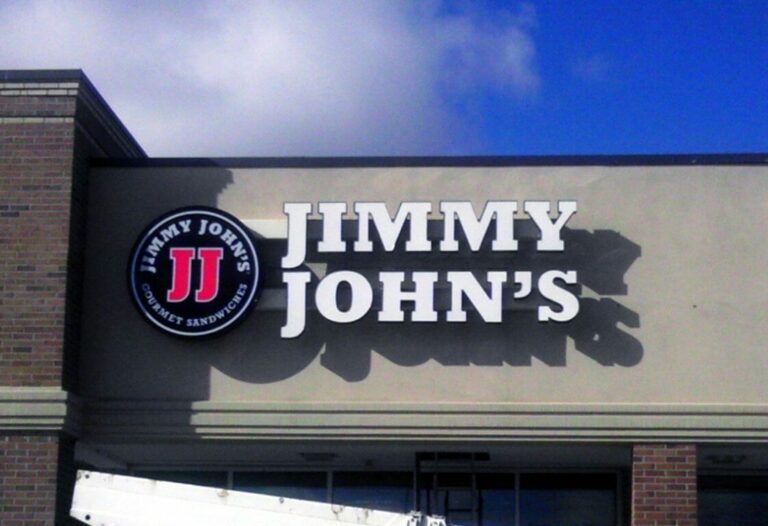 Lit Building Letters